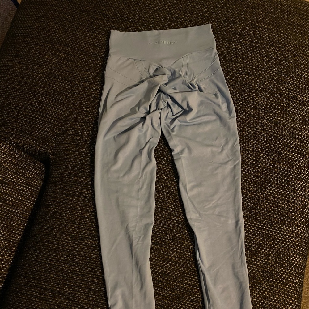 Acai Berry Booty Periwinkle Leggings S